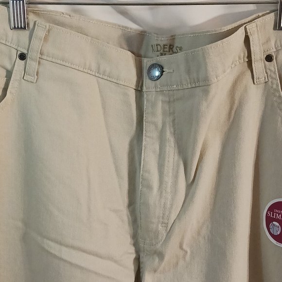 NWT Womens Capris Lee Riders 24W Beige - Oatmeal Color - Picture 2 of 14
